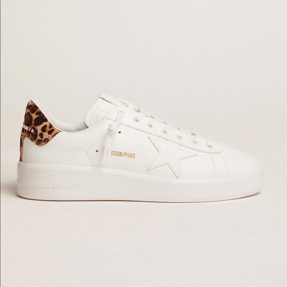 Golden Goose Pure-Star. Size 37. Worn briefly, slight scuffing on right shoe
